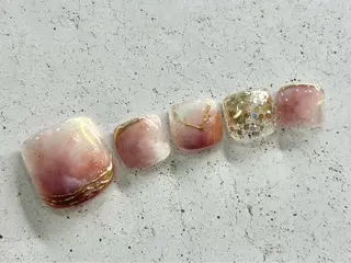 ネイル ルプラボウ 坂木 桃子のネイルデザイン