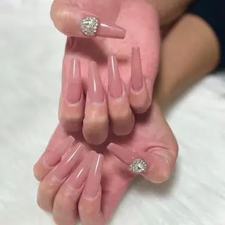 ネイル nailsalon Leu🖤Meiのネイルデザイン