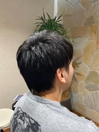 メンズ 勝 愛未菜のヘアスタイル