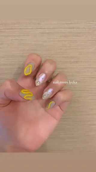 ネイル ネイルルームリッカ 𝐦𝐚𝐲𝐮のネイルデザイン