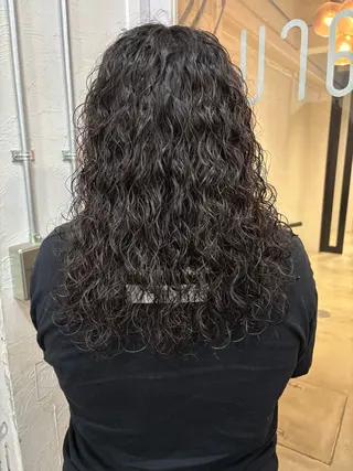 ロング パーマ 大西 柚羽のヘアスタイル