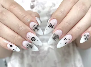 ネイル 🍒Luvia ワンホンネイルのネイルデザイン