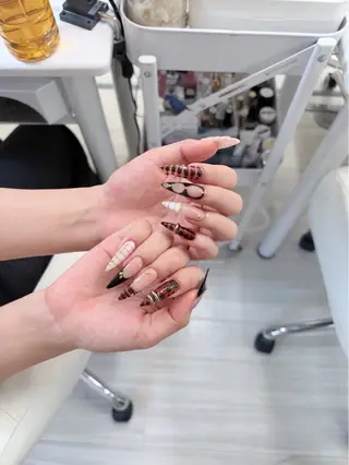 ネイル HANA 長さだしのネイルデザイン