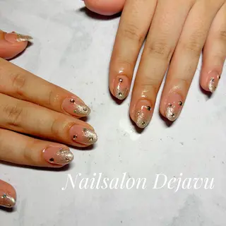 ネイル Nail salon Dejavu 🌿のネイルデザイン