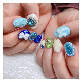 ミディアム ネイル 🐾enen style 🐾のネイルデザイン
