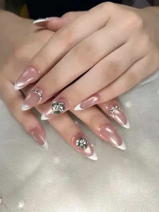 ネイル ゆみ 🌻ひまわりサロンのネイルデザイン