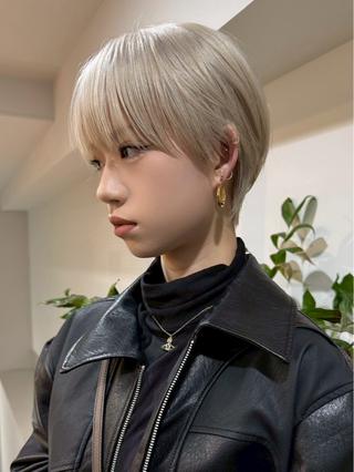 ショート カラー fifth原宿 宮部蓮のヘアスタイル