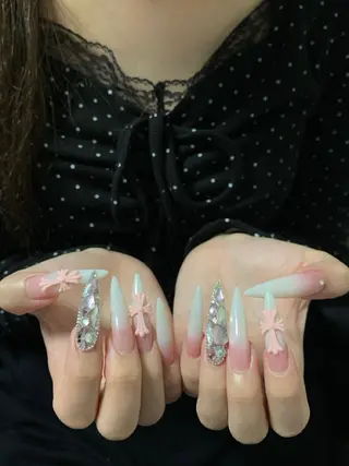 ネイル Lyna 池袋のネイルデザイン