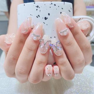 ネイル Queens テイのネイルデザイン