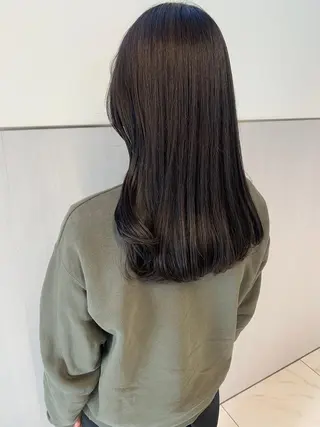 ロング 梅本 有希のヘアスタイル