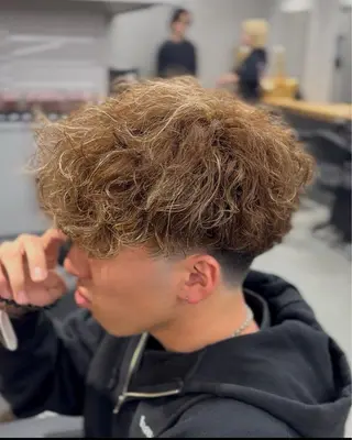 ショート カラー パーマ メンズ 🔥メンズ 特化🔥菊水皐暉🔥のヘアスタイル