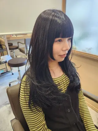 ロング 佐藤 恵のヘアスタイル