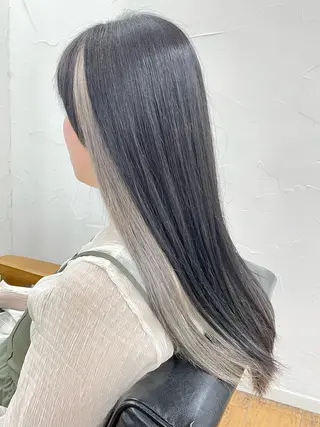 ロング カラー 青木 優歩のヘアスタイル