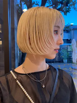 ショート ツヤ感カラー 🩵かりんのヘアスタイル