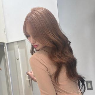 ロング カラー EIGHT ／SHU🩶のヘアスタイル