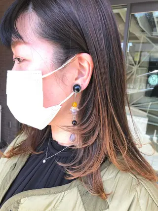 セミロング カラー ブリーチモデル募集中 小柴のヘアスタイル