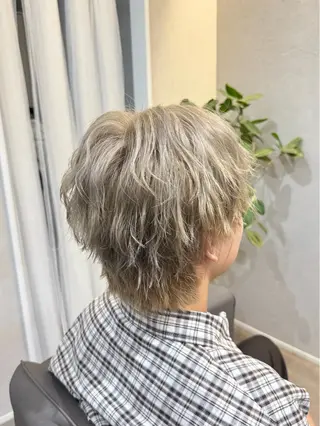 カラー メンズ ハイトーン/外国人風 カラー/メンズパーマのヘアスタイル
