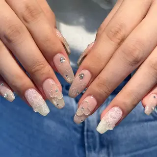 ネイル Chizuru ☾ ໋のネイルデザイン