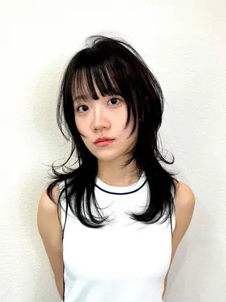 ミディアム ハイトーン/レイヤー /ウルフ⭐️永田⭐️のヘアスタイル