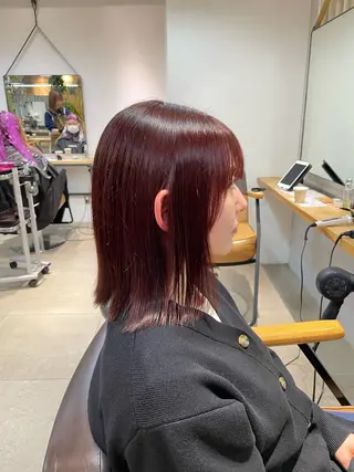 ミディアム カラー ミルクティー× グレージュMOMOのヘアスタイル