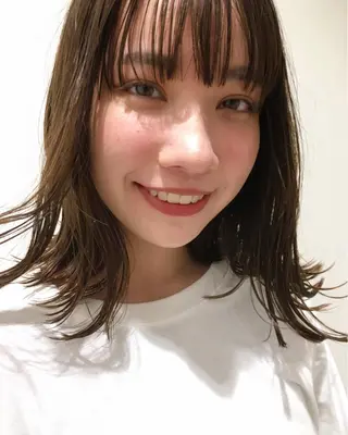 ミディアム カラー fuchigami suzunoのヘアスタイル