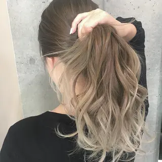ロング カラー ヘアアレンジ 【公式】amble luxe池袋東口🩷のヘアスタイル
