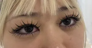 マツエク・マツパ アヤ🌻アイラッシュ 💛新大久保店のマツエク・マツパデザイン