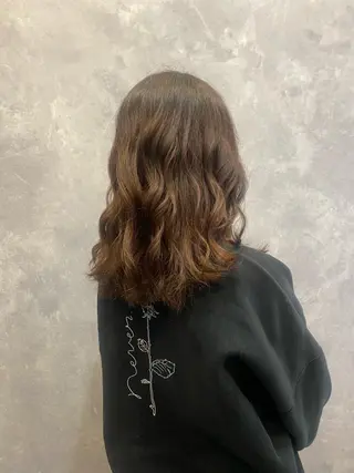 セミロング いまい ひまりのヘアスタイル