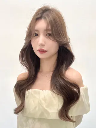 カラー うる艶かわいい🫧 夏の透明感🍨のヘアスタイル
