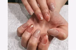 ネイル 長谷川 奈緒美のネイルデザイン