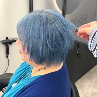 ショート カラー Ren. 🦋デザインカラーのヘアスタイル