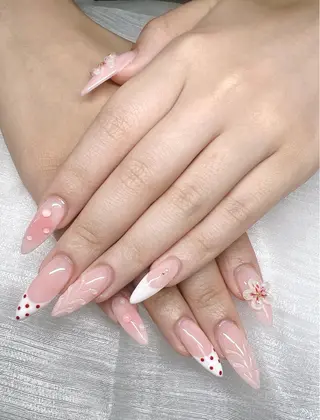 ネイル Lee Nails チップ長さだし専門店のネイルデザイン