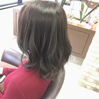 ミディアム カラー 大平 美沙のヘアスタイル