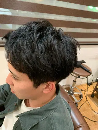ショート メンズ カット特化美容師 齋藤桐のヘアスタイル