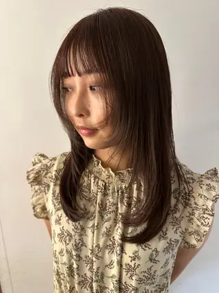 セミロング カラー Canna kotoriのヘアスタイル