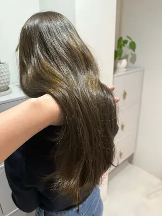 カラー 檜 果歩のヘアスタイル