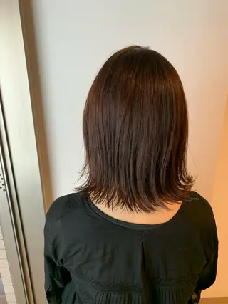 ミディアム うしだ かおるのヘアスタイル