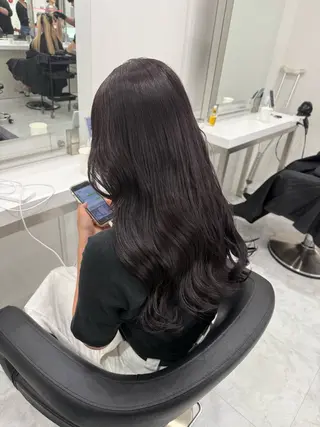ロング カラー ラベンダー💜 グレージュ🩶のヘアスタイル