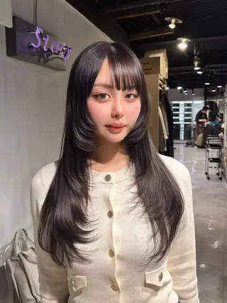 ロング MEI🎀レイヤー 🎀韓国styleのヘアスタイル