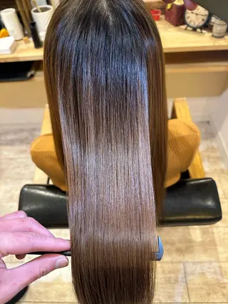 ロング 福井 優のヘアスタイル
