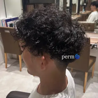 ショート パーマ メンズ Chimomo 🩵ྀི縮毛矯正のヘアスタイル