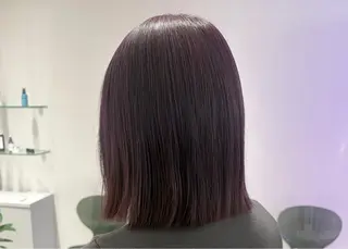 ミディアム ミルクティーカラー/ レイヤーカットAyaのヘアスタイル