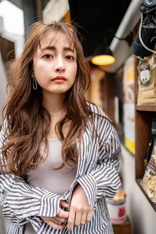 セミロング カラー 🉐レイヤー/塩見 弘樹🉐渋谷のヘアスタイル