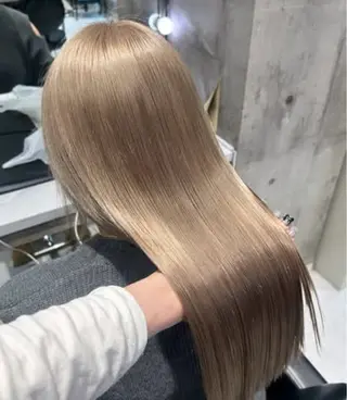 ロング カラー 💋色気ハイトーン 💋HARUKAのヘアスタイル