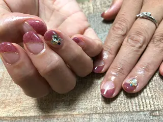 ネイル Nail Room Laughyのネイルデザイン