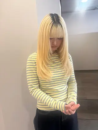 ロング abe yuikaのヘアスタイル