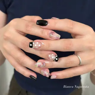 ネイル Bianca長津田 Mukae⋆.✶🖤のネイルデザイン