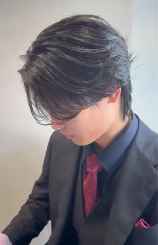ショート パーマ 吉田吏朱風 曲がる縮毛矯正のヘアスタイル