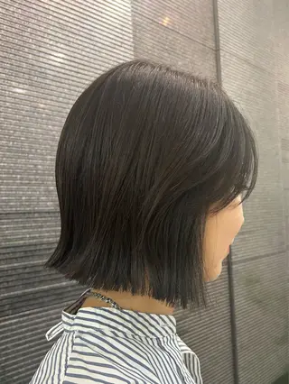 ミディアム 對馬 光梨のヘアスタイル