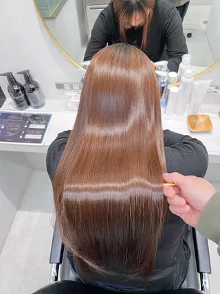 ロング 100%髪質改善特化 TRUNSのヘアスタイル